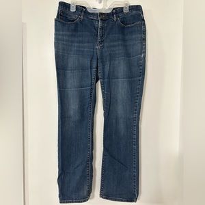 Levi’s Women’s Perfect Waist 525 Straight Leg Jeans, size 14 Medium